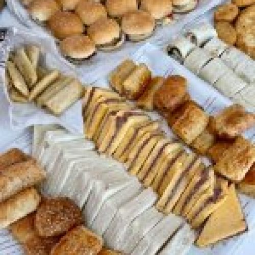 CATERING LOW COST