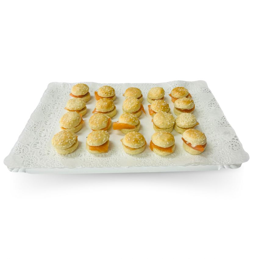 mini hamburguesas de salmón