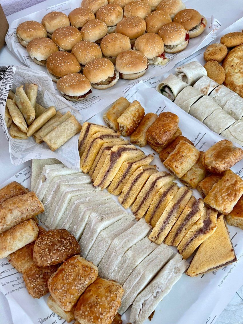CATERING LOW COST