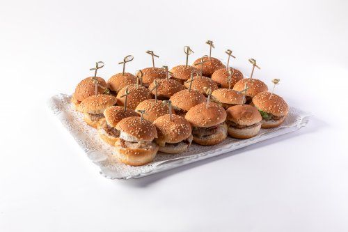 Bandeja de Mini hamburguesas variadas