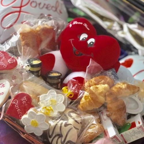 Desayuno Aniversario, Romántico y Recién Casados